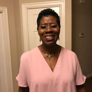 Meet your Posher, Ola